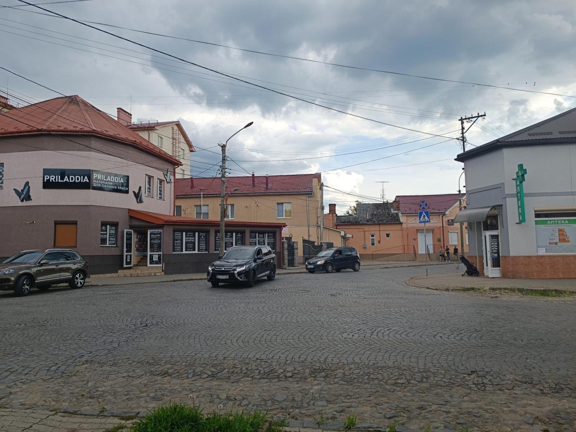 Apartments Domovik On Beregovskaya 3 Mukachevo Exterior foto