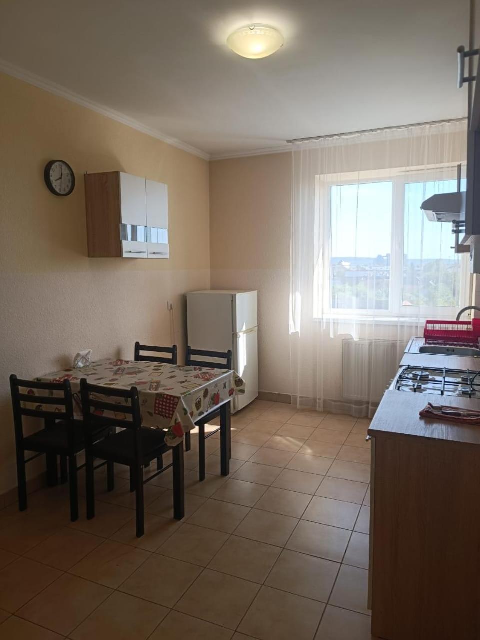 Apartments Domovik On Beregovskaya 3 Mukachevo Exterior foto