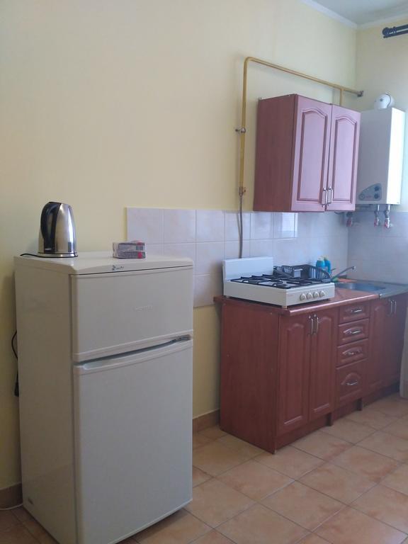 Apartments Domovik On Beregovskaya 3 Mukachevo Exterior foto